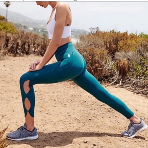FP Movement by Free People Pants - FP Movement Infinity Legging in Teal Size XS EUC Retail $78